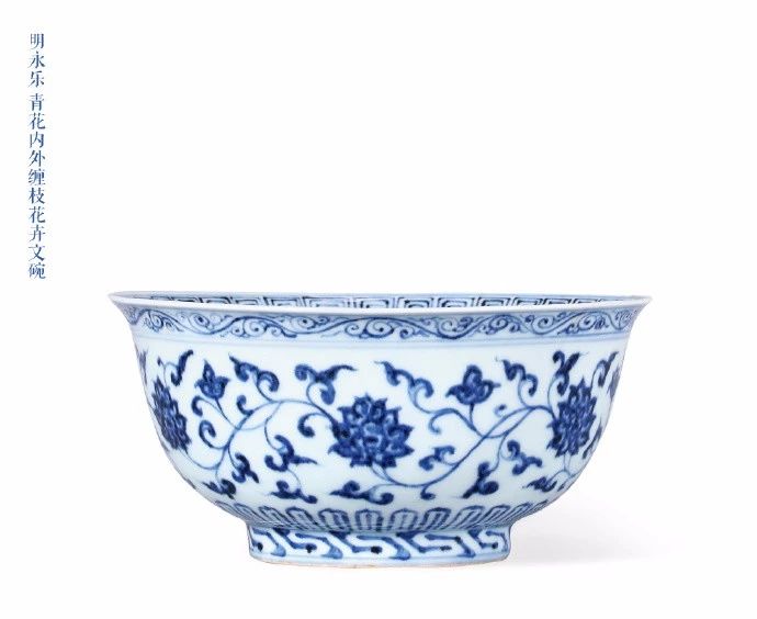 青花瓷藝術(shù)，一朵從時(shí)光中走出來的奇葩