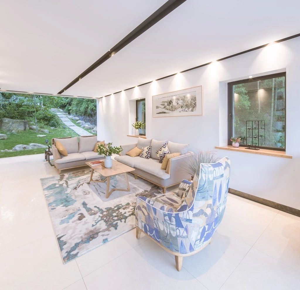 安吉·仁里息心廬，擁泉而居枕山而眠!