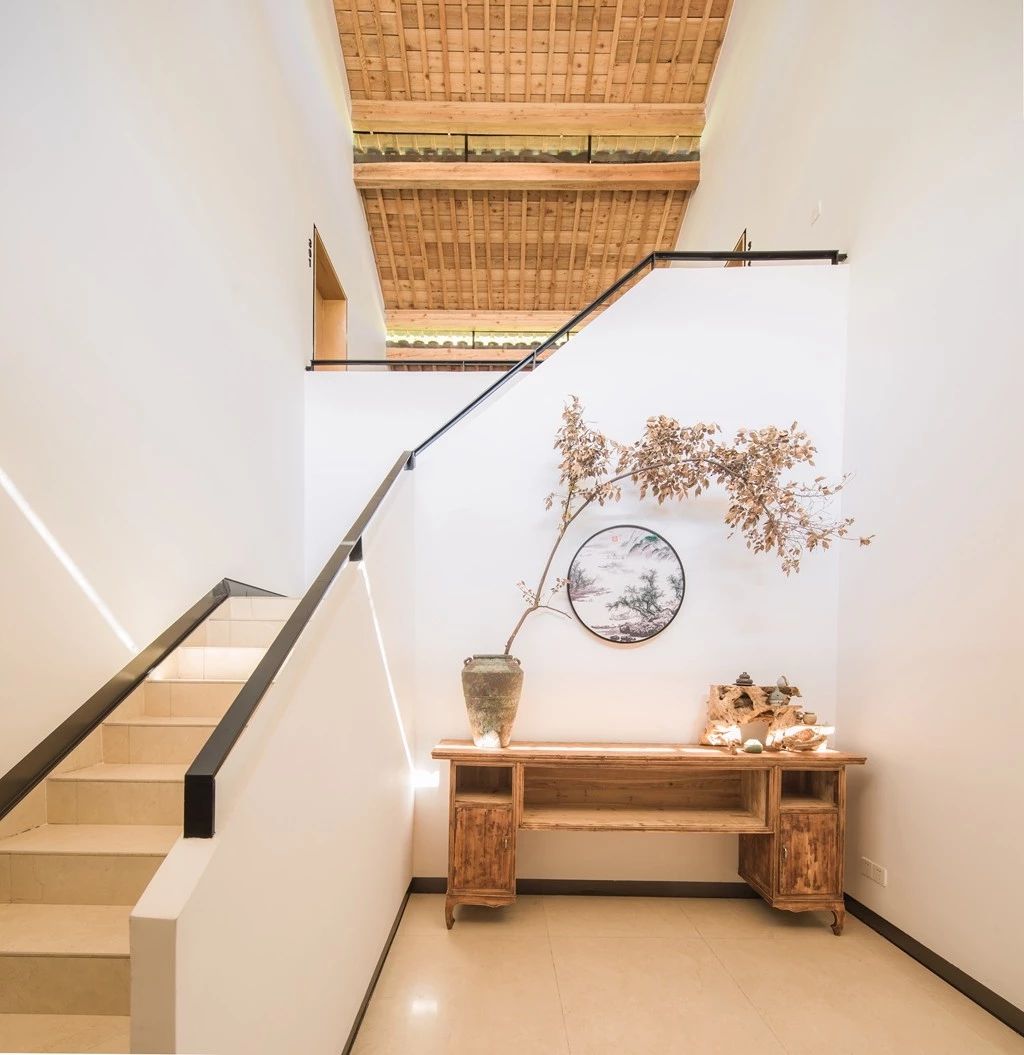 安吉·仁里息心廬，擁泉而居枕山而眠!