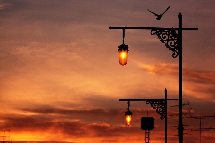 中式燈具之美，美燈配美景美哉