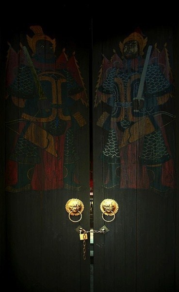 一組流淌著歲月的中國門，美呆了！