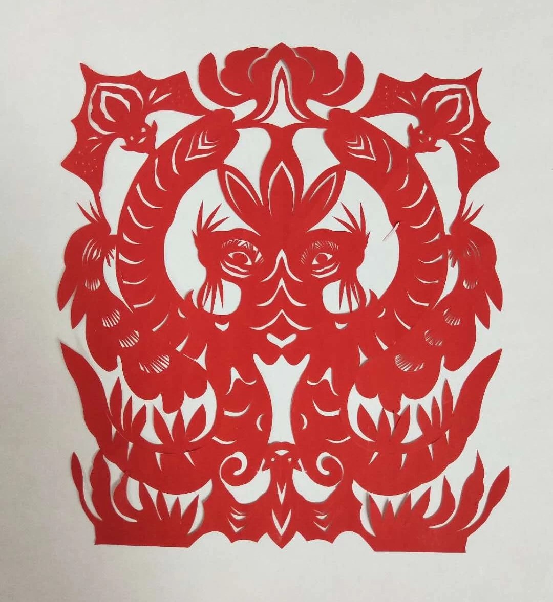 纖手巧剪妙生肖，韓春霞十二生肖剪紙作品