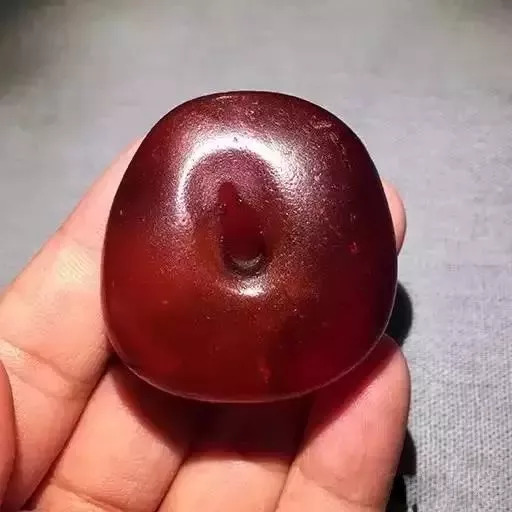 解析老蜜蠟的蠟質(zhì)大全，帶你全面了解蜜蠟種類