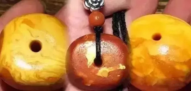 解析老蜜蠟的蠟質(zhì)大全，帶你全面了解蜜蠟種類