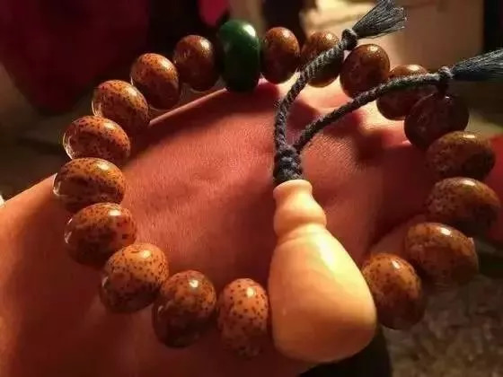 如何盤出包漿星月菩提？驚艷菩提包漿的全過程