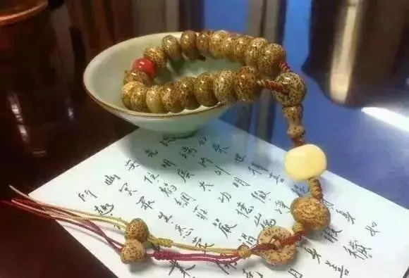 如何盤出包漿星月菩提？驚艷菩提包漿的全過程