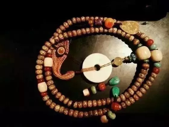 如何盤出包漿星月菩提？驚艷菩提包漿的全過程