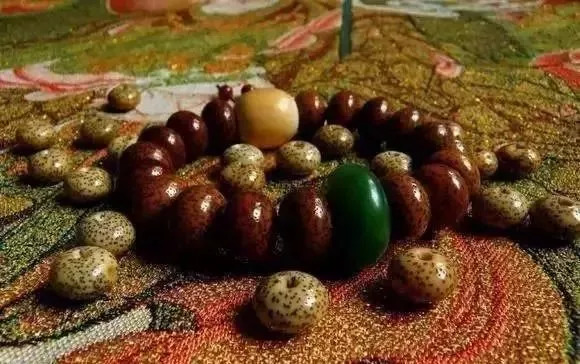 如何盤出包漿星月菩提？驚艷菩提包漿的全過程