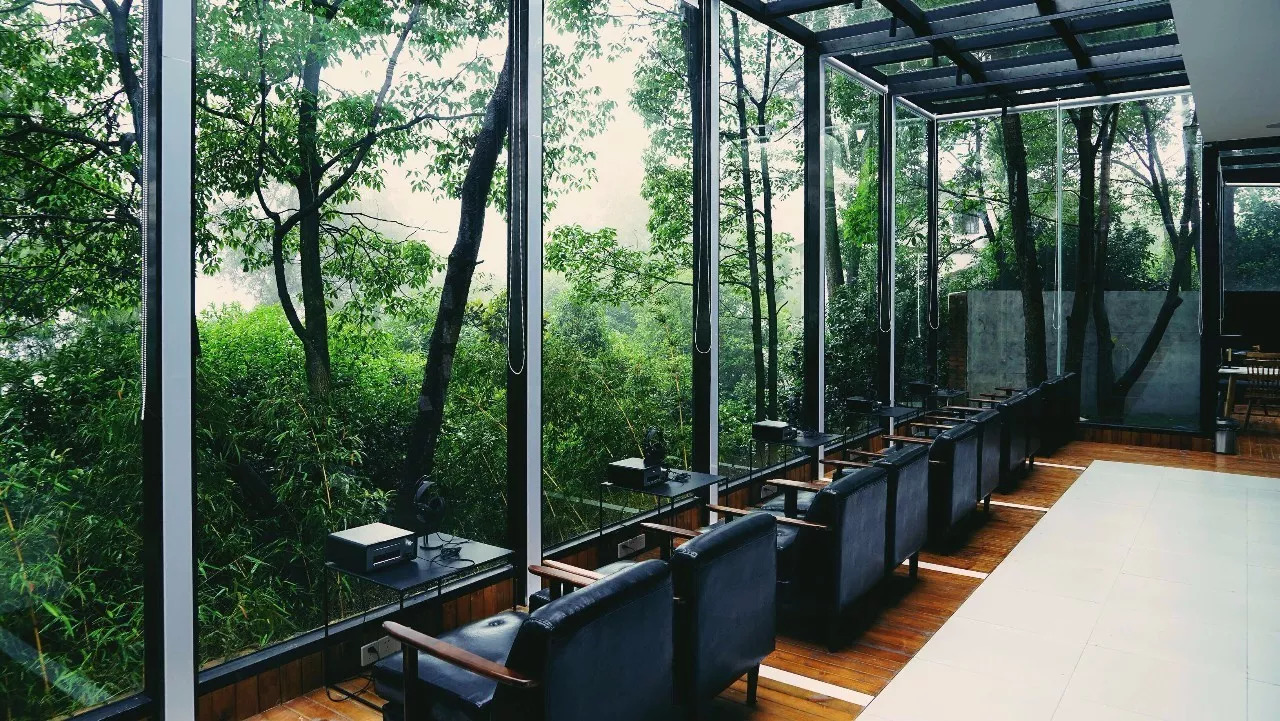 最美大山里的圖書(shū)館，感受美妙的讀書(shū)世界