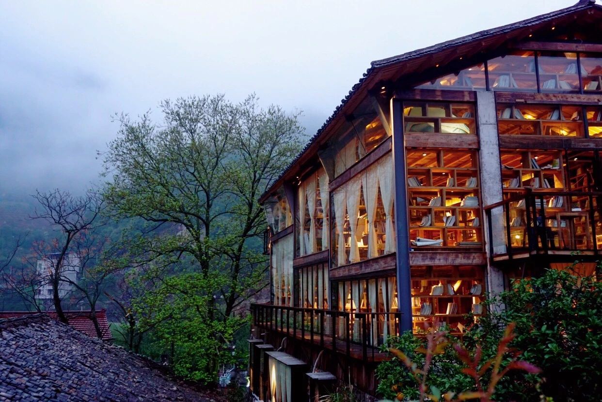 最美大山里的圖書(shū)館，感受美妙的讀書(shū)世界