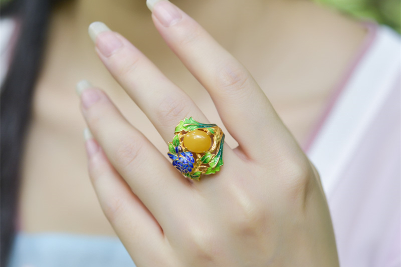 蜜蠟綠葉開(kāi)口戒指景泰藍(lán)