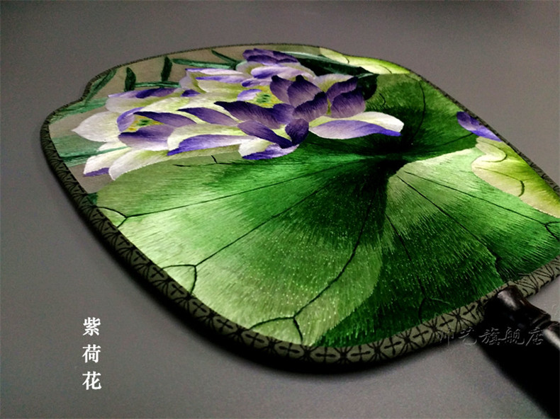 福連文苑蘇繡雙面繡傳統(tǒng)團(tuán)扇欣賞