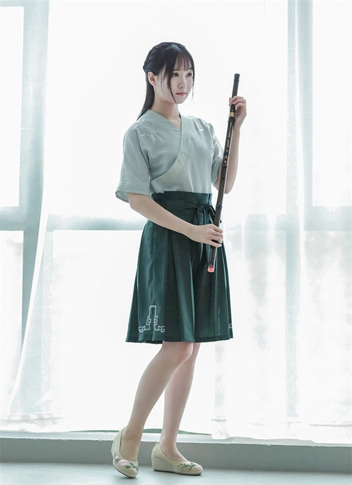 改良漢服上衣短款裙褲繡花修身