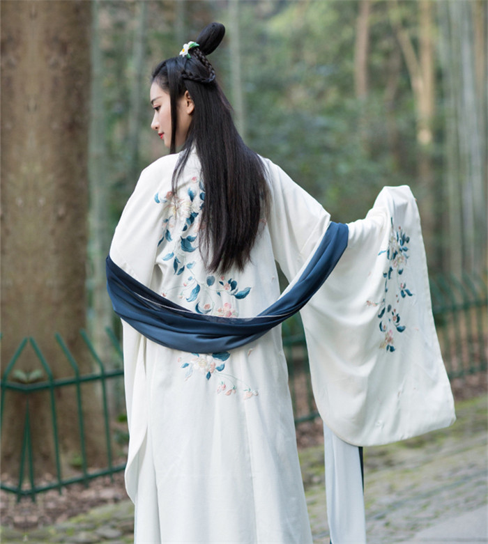 福連文苑傳統(tǒng)漢服女裝大袖衫繡花上衣