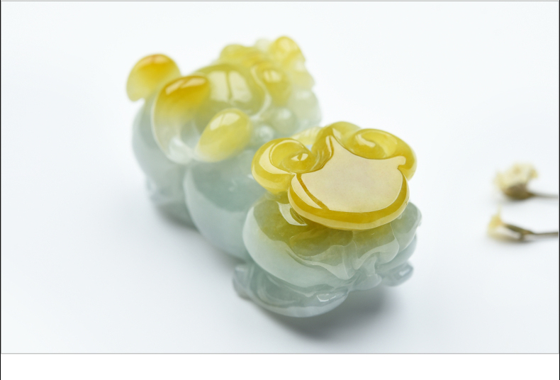 鴻運當(dāng)頭黃翡綠底貔貅吊墜