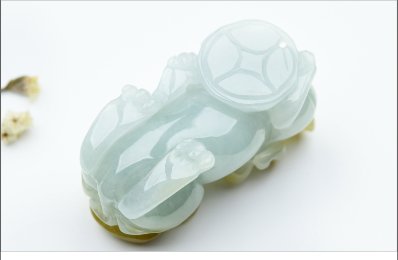 鴻運當(dāng)頭黃翡綠底貔貅吊墜