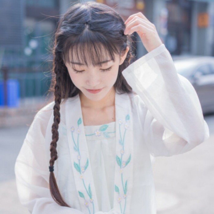 淡雅古裝女子頭像，清幽古風頭像真人