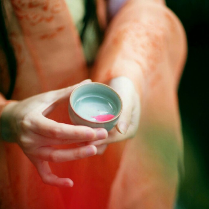 古風女子纖纖玉手頭像，寧靜清幽女生頭像