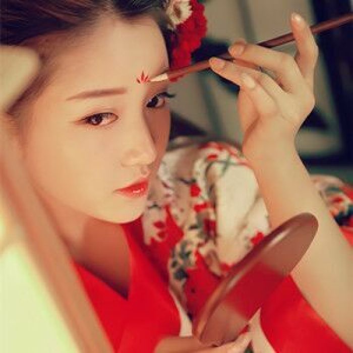 風(fēng)華灼灼古風(fēng)頭像，古裝真人女生頭像