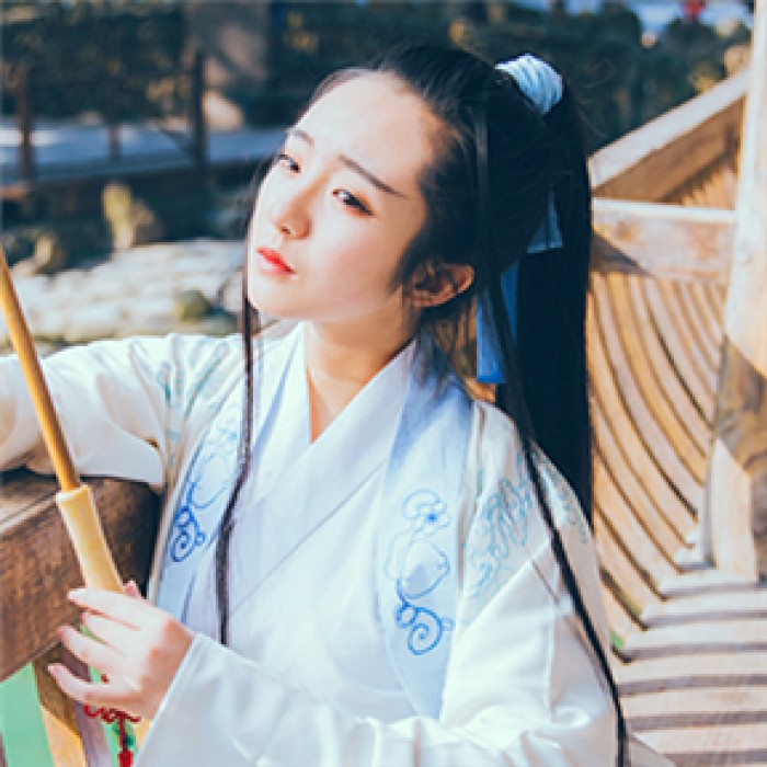 漢服美女慧質(zhì)蘭心古風(fēng)頭像，好看的女生qq頭像