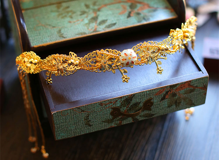 金色四件套古裝頭飾，古典韻味發(fā)飾