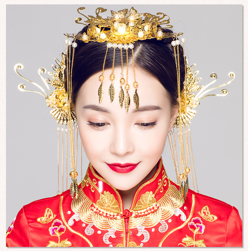步搖古典造型新娘頭飾，金色花枝高貴發(fā)飾