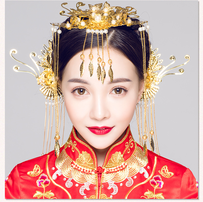 步搖古典造型新娘頭飾，金色花枝高貴發(fā)飾