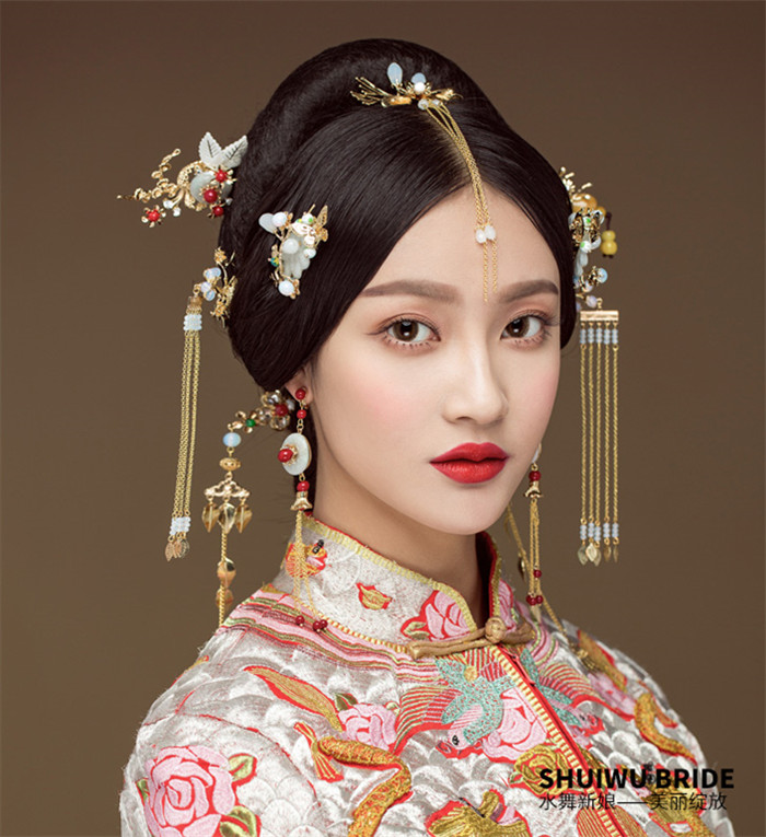 古玉串珠中式流蘇頭飾，新娘古裝發(fā)飾套裝