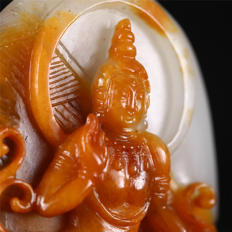 文殊菩薩三色料和田玉掛件，雙面雕刻吊墜