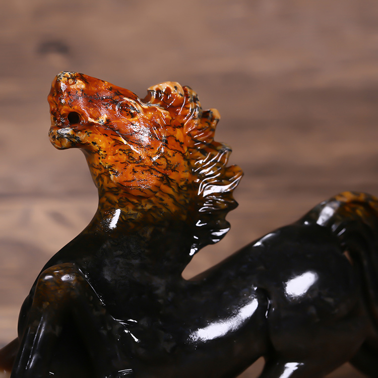 馬到功成天然和田玉手把件，玉石生肖馬擺件