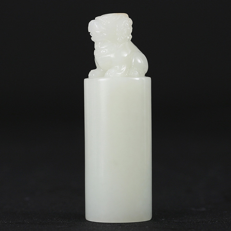 獅子和田玉手把件印章，天然玉石小巧擺件