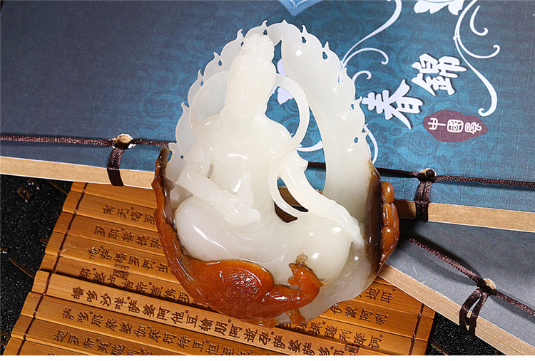 鳳拜觀音手玩件白玉把件，和田玉白玉籽料觀音