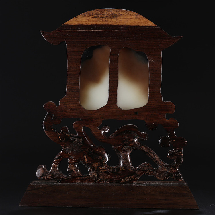 和田玉龍鳳呈現(xiàn)玉牌子，天然糖白玉蘇工擺件