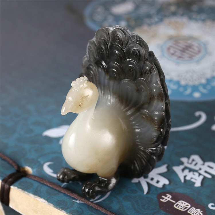 天然和田玉孔雀吊墜，白玉籽料掛件項鏈