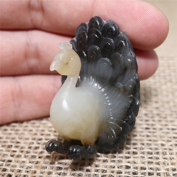 天然和田玉孔雀吊墜，白玉籽料掛件項鏈