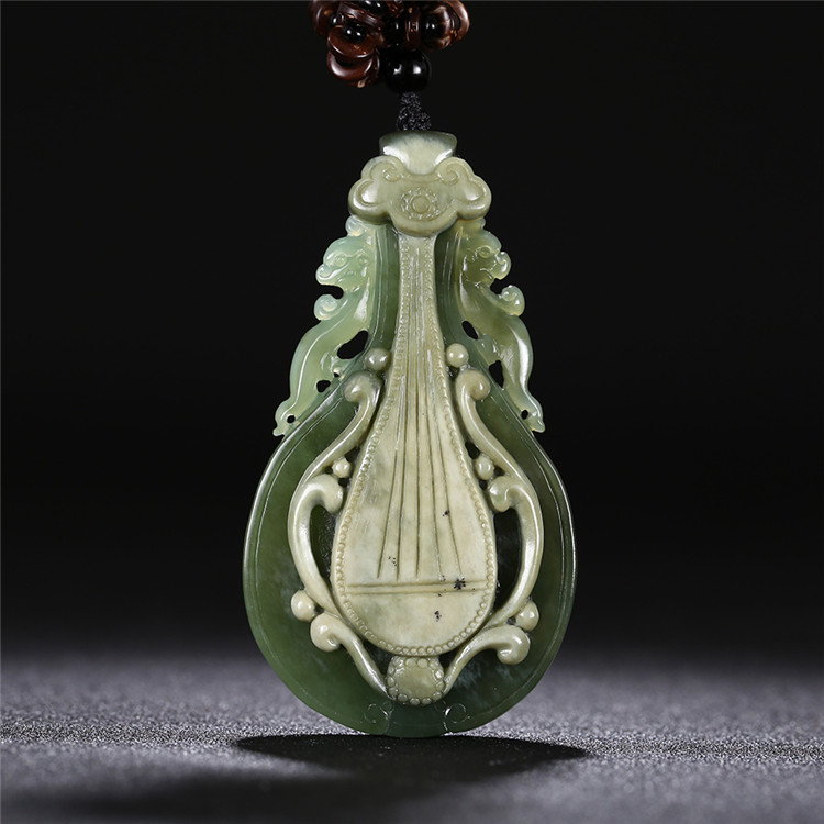 精美琵琶如意和田碧玉項(xiàng)鏈，天然玉石掛墜