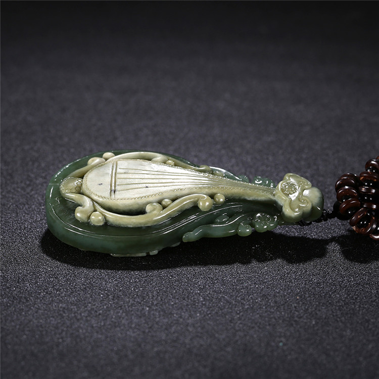 精美琵琶如意和田碧玉項(xiàng)鏈，天然玉石掛墜