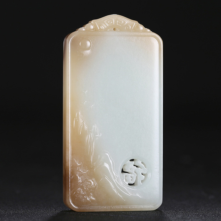 神龍送福人間山水玉牌掛件，天然糖白玉項(xiàng)鏈