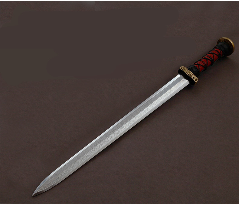 螭虎漢劍銅裝紫檀小劍，王權(quán)象征螭虎紋短劍兵