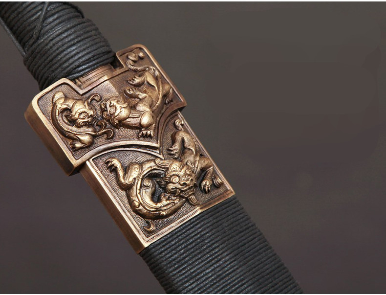 九龍羽毛紋漢劍，長劍雙手寶劍