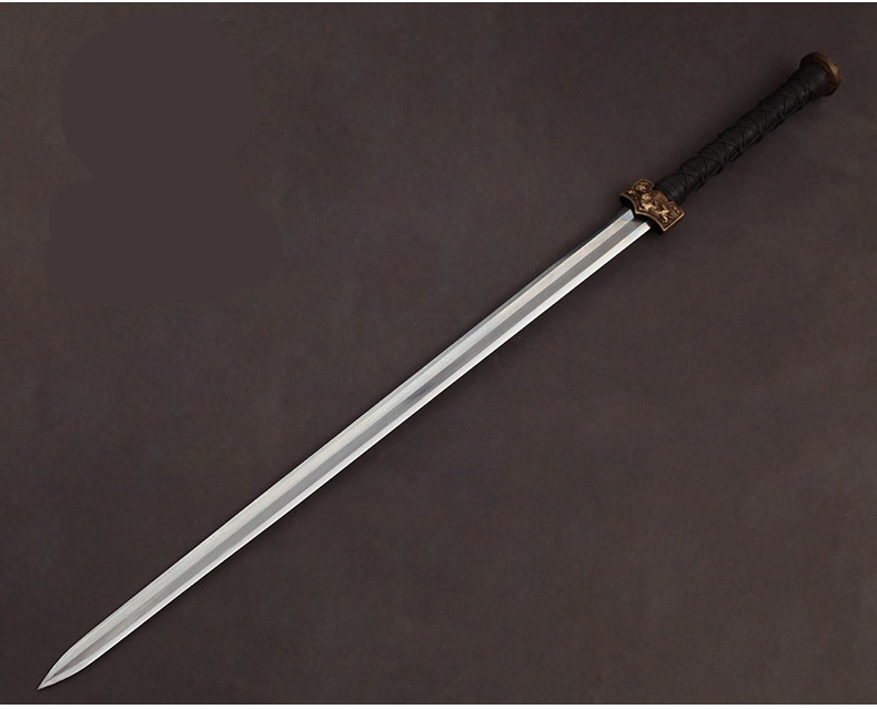 九龍羽毛紋漢劍，長劍雙手寶劍