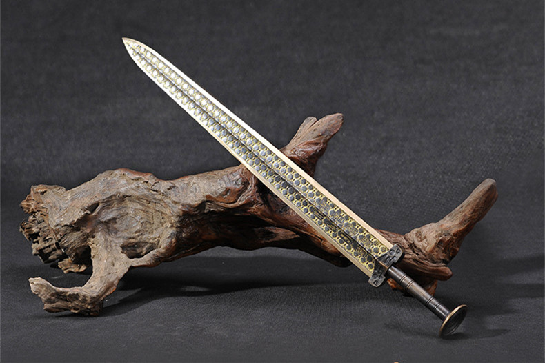 越王勾踐劍青銅劍，仿古兵器寶劍圖片