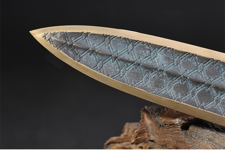 越王勾踐劍青銅劍，仿古兵器寶劍圖片