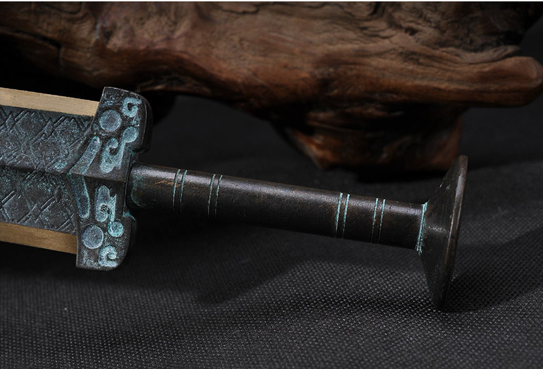 越王勾踐劍青銅劍，仿古兵器寶劍圖片