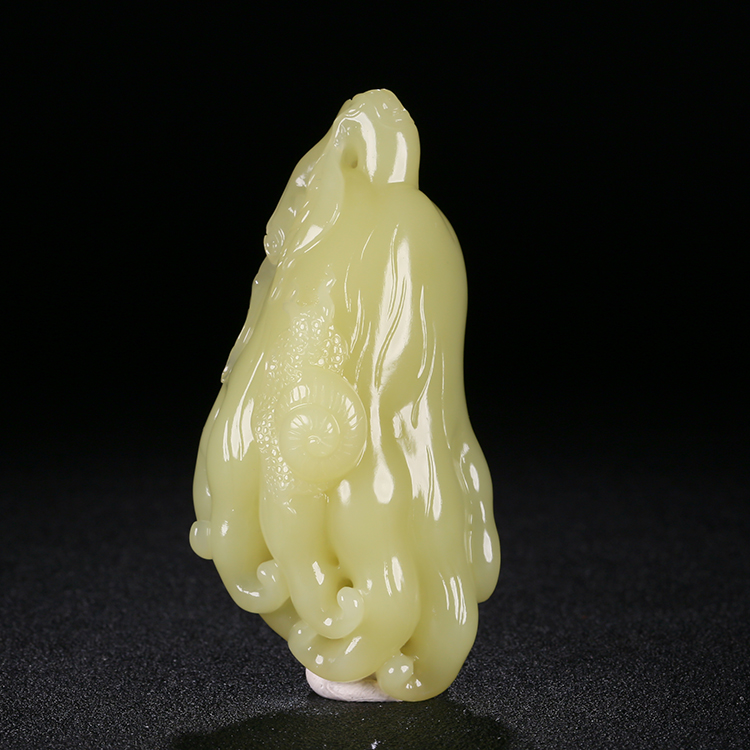 和田黃玉佛手瓜玉掛件，天然玉石項(xiàng)鏈玉把件