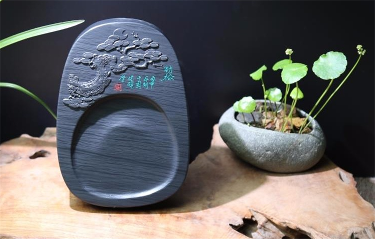 勁松暗香天然原石硯臺，文房四寶精品硯臺