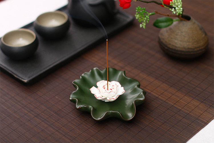 蓮花香爐香插線香爐，創(chuàng)意唯美中式陶瓷熏香爐