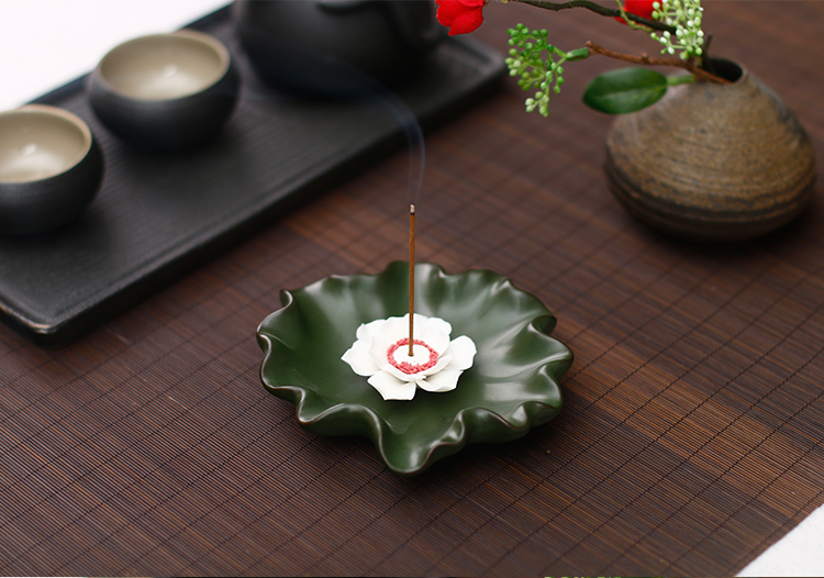 蓮花香爐香插線香爐，創(chuàng)意唯美中式陶瓷熏香爐