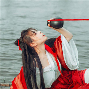 江湖俠風(fēng)女子古風(fēng)頭像，灑脫自在真人qq頭像