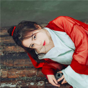 江湖俠風(fēng)女子古風(fēng)頭像，灑脫自在真人qq頭像